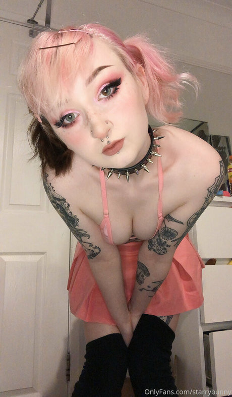 latina feet onlyfans art naked photos