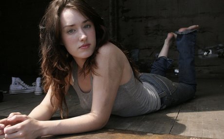 Ashley Johnson model hd photos