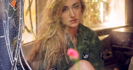 Ashley Johnson sex actress pic
