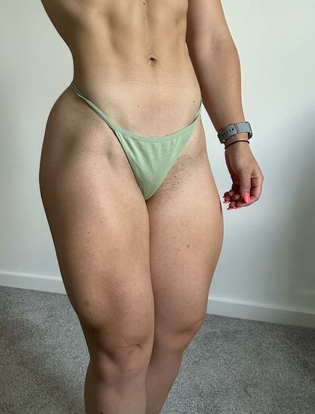 Hettie model beautiful pictures