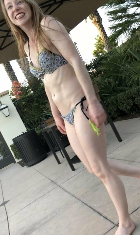 Wendy Lov hot star pics