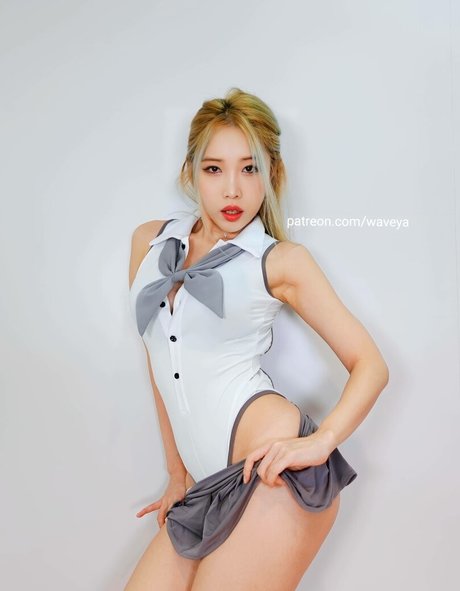 Waveya art star pictures