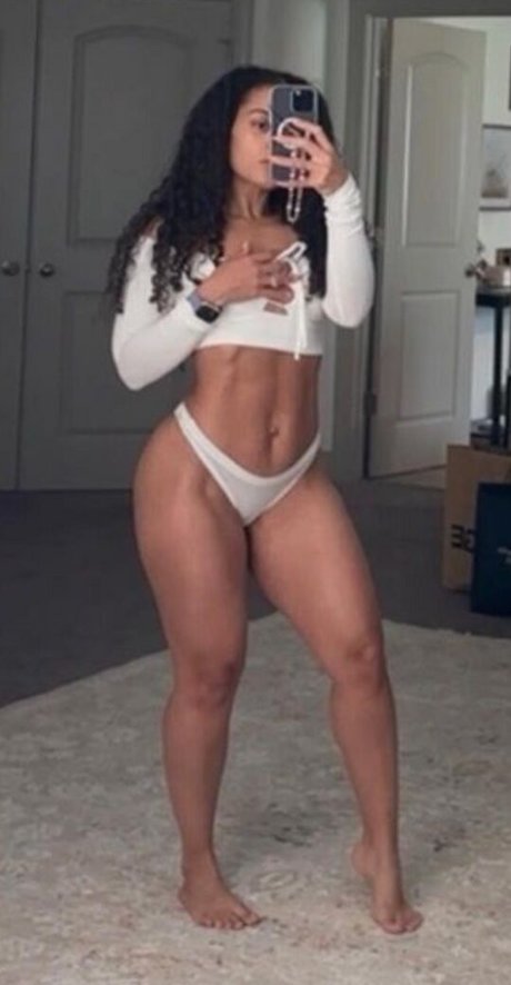 Herbalife Girls pretty actress pic