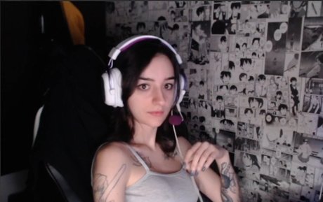 Leticia Caputi free star pictures