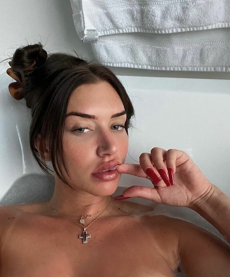 Anastasia Karanikolaou star high quality picture