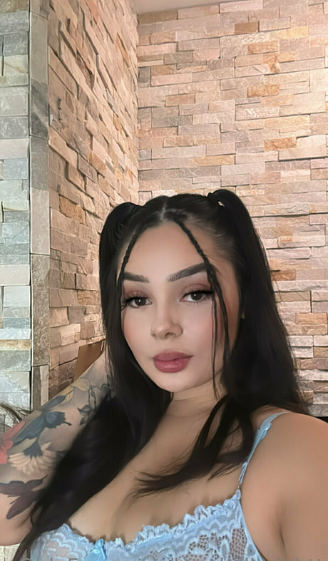 kendallknightt star top picture