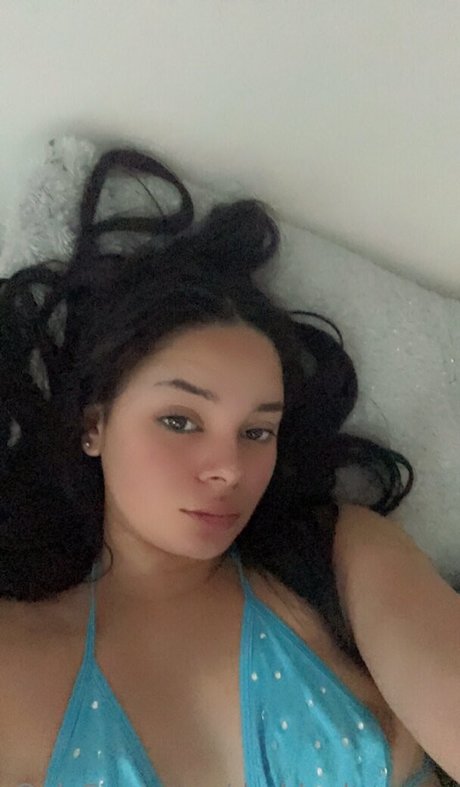 kendallknightt nude actress photo