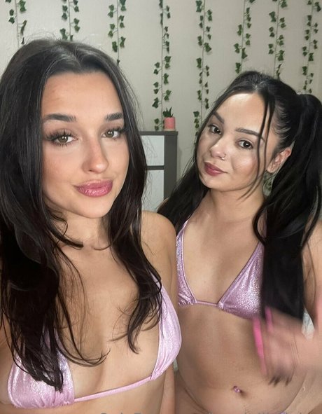 kendallknightt top star pictures