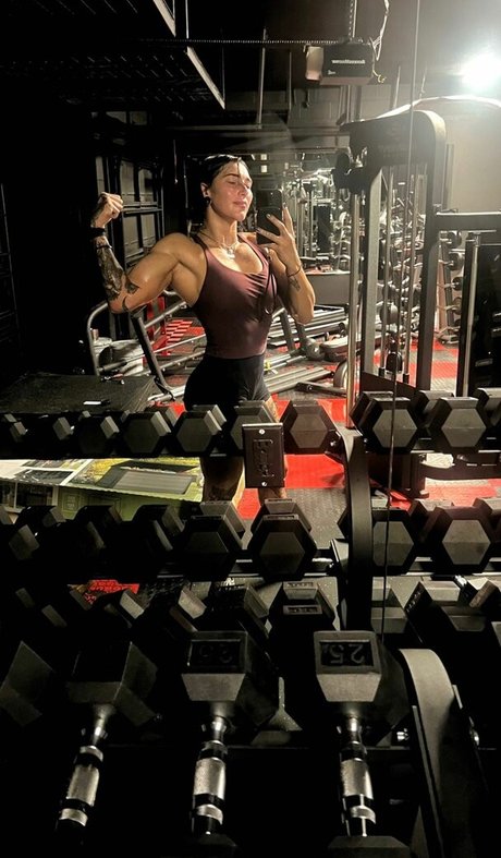 shemale fucks girl onlyfans sexy pic