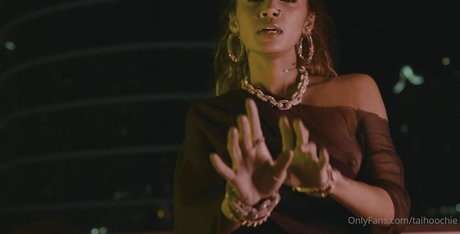 Tai Aysha model beautiful images