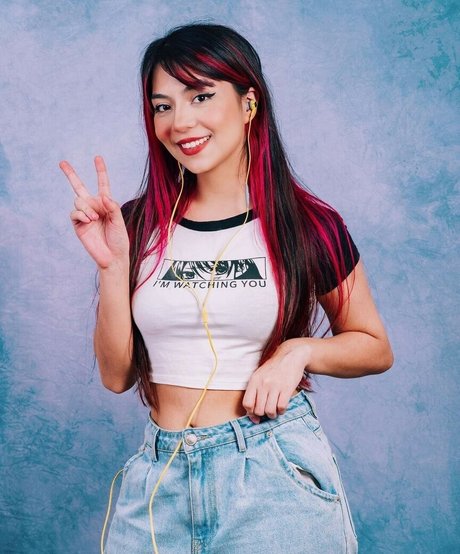 Jojotshy top star pics