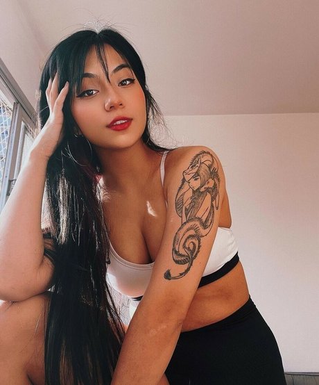 Jojotshy pornstar art img