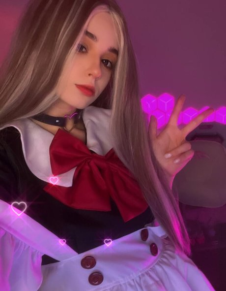 yuuechka model top pic