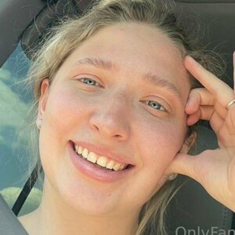 kkeysi666 actress pic