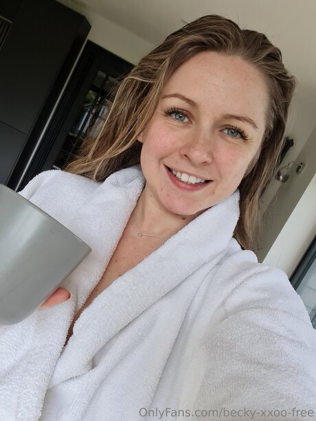 nude selfie onlyfans pornographic picture