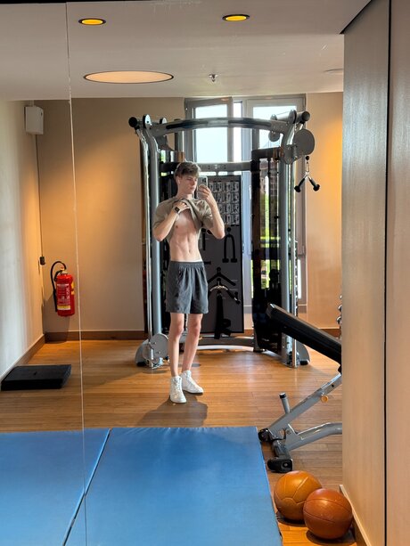 Anepicboy xxx model image