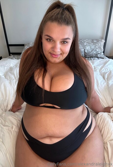 Alexandraleighxx pornstar sexy image