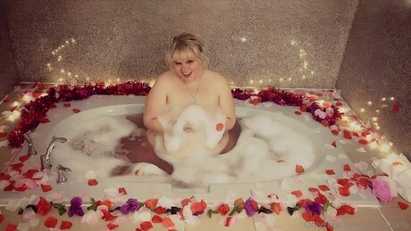 grandma onlyfans sexy naked pictures