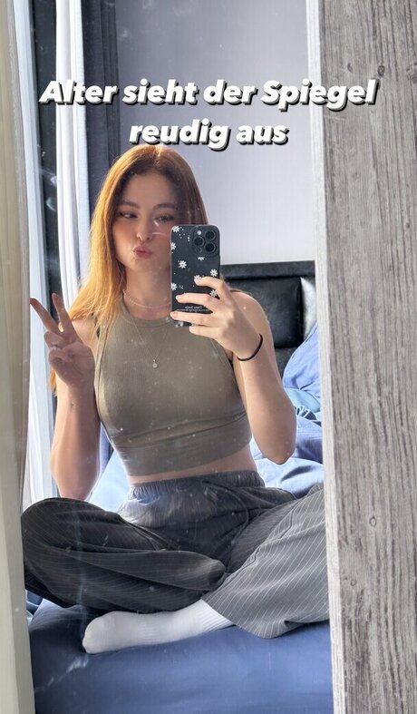 Anica Zimmermann free actress images