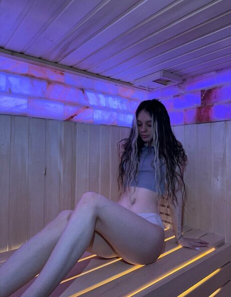 d gallavichh Daryana pornstar nude picture