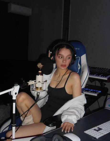 d gallavichh Daryana hd actress pic