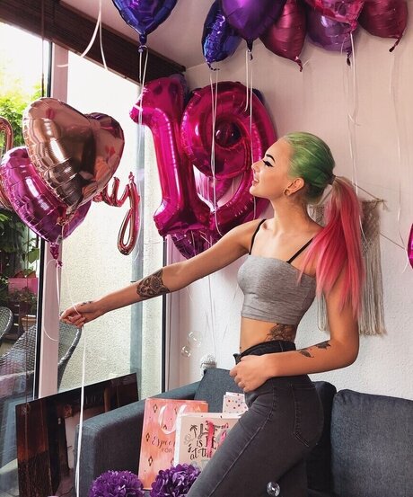 blonde milf big tits onlyfans hd photos