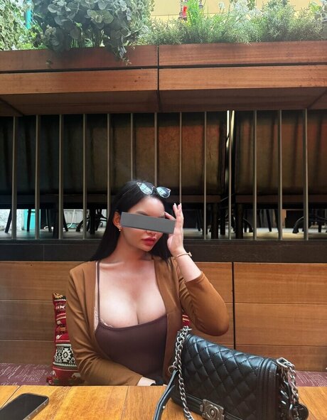 Baby Qasha free actress photos