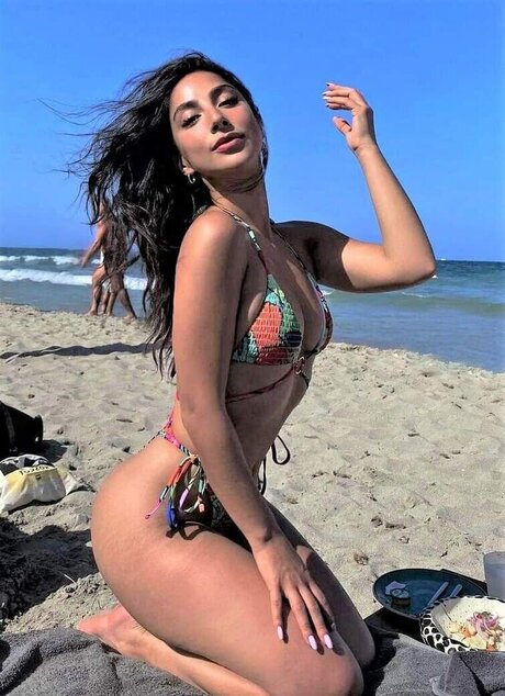 Maria Chac n high quality star gallery