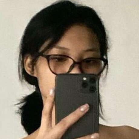 Tr n Th i T m Chi n model top picture