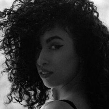 Enya Boccolato star hd image