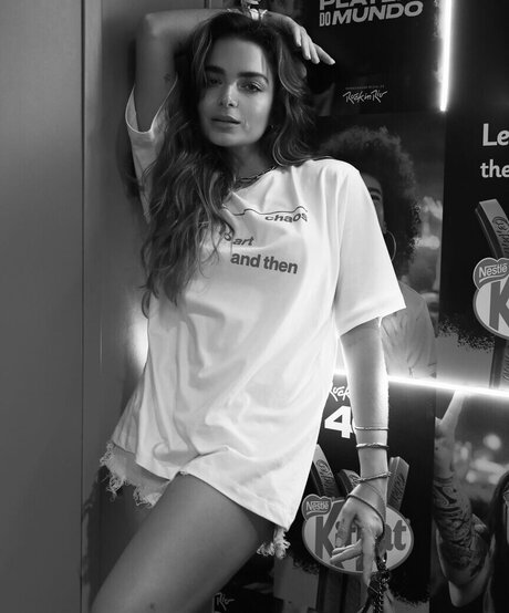 Camila Mayrink xxx pornstar archive