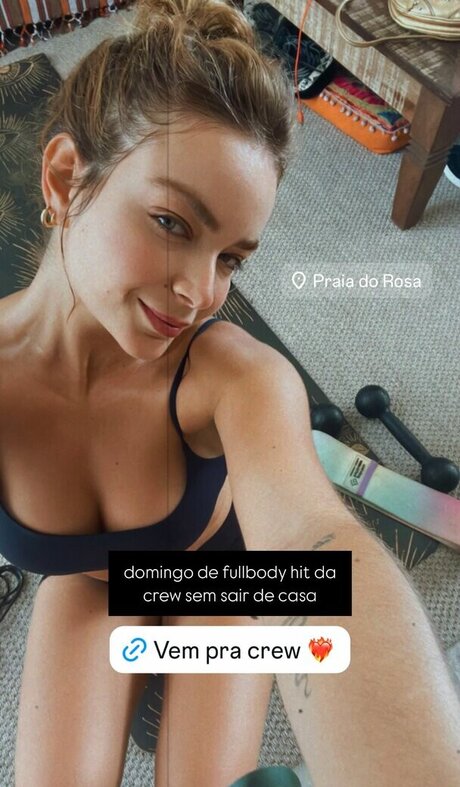 Camila Mayrink erotic pornstar photo