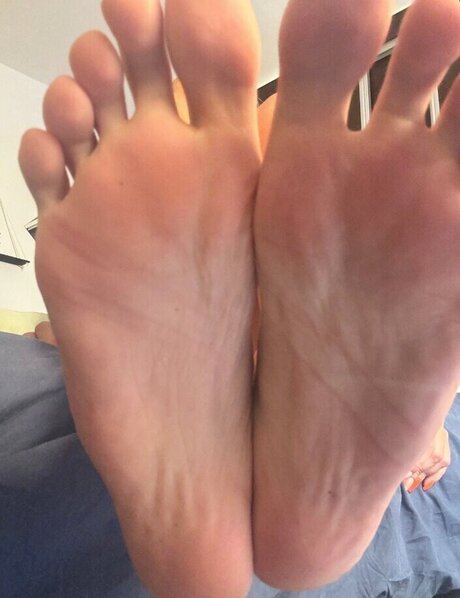 lickandysoles porn model image