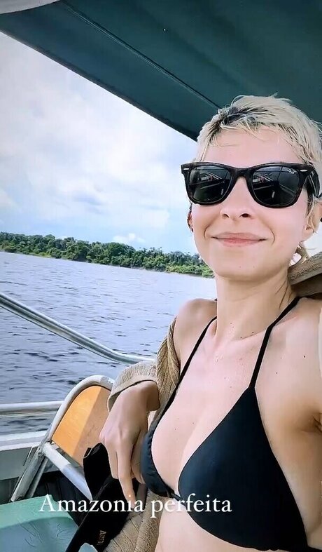 Giselle Batista sexy model archive