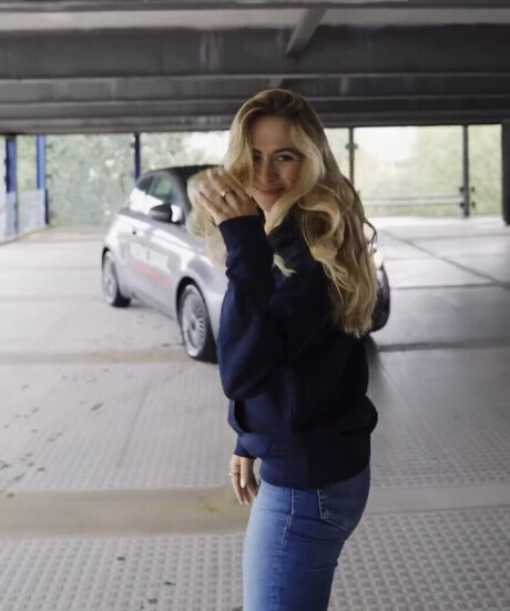 blonde babe onlyfans beautiful naked archive