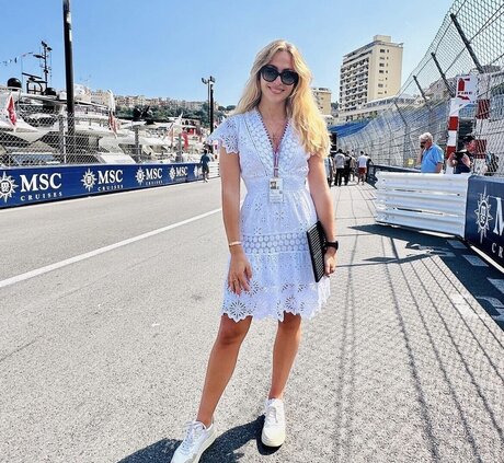 shower threesome onlyfans free naked gallery