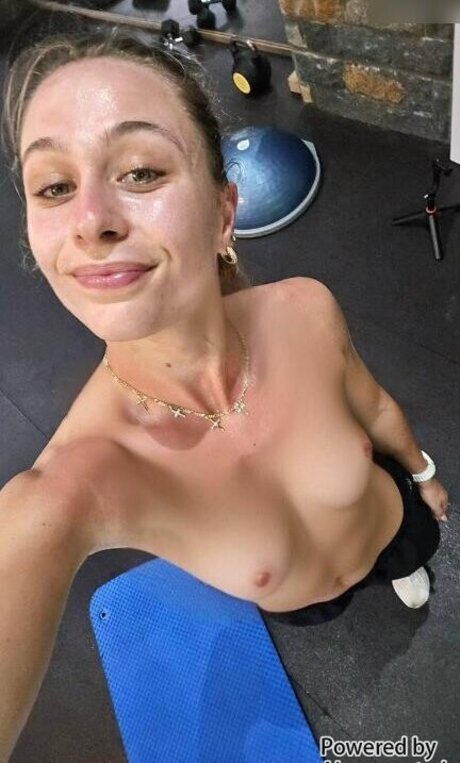 strawberry milk onlyfans naked pics