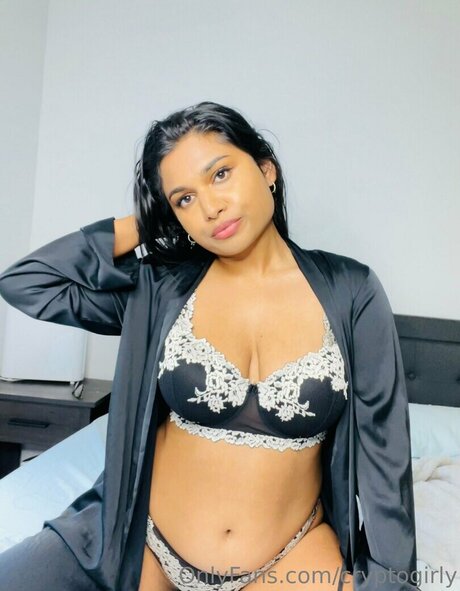 curvy free onlyfans hot pic