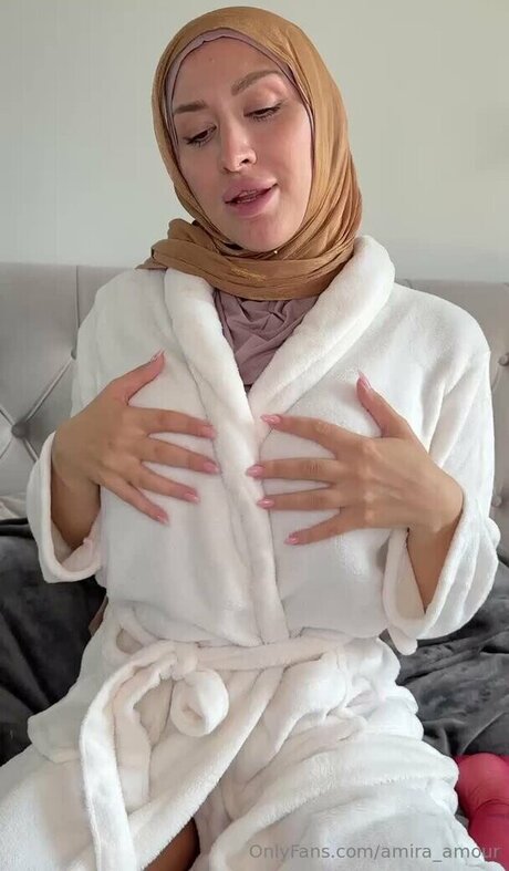 Amira amour sexy pornstar galleries