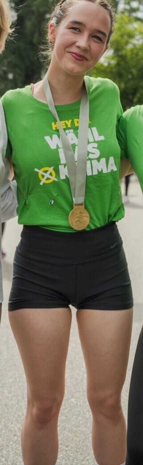 Lena Schilling pretty pornstar galleries