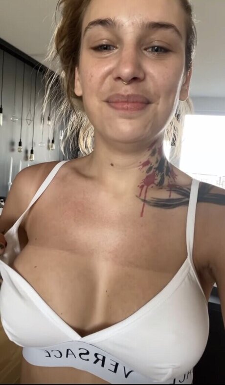 Liza Waschke model nudes pic