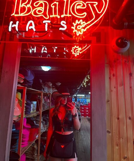 Ema Jane White emajanee emajane white xxx actress img