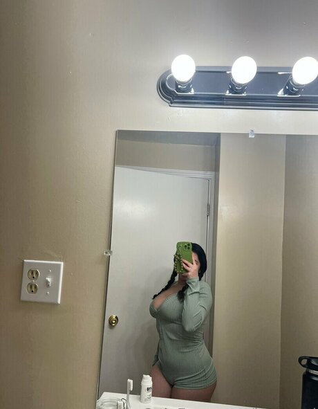 mexican milf onlyfans top pictures