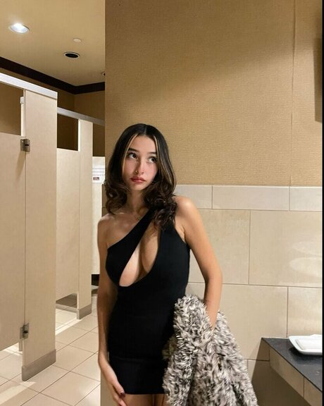 blonde tits onlyfans xxx pictures