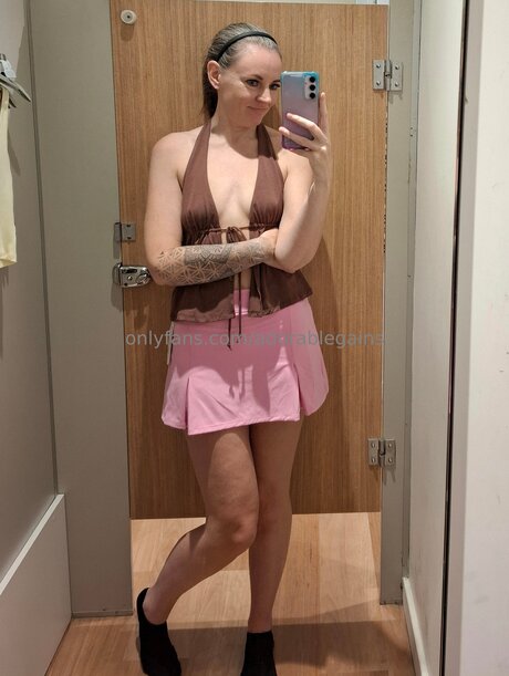 Adorablegains star high quality pic