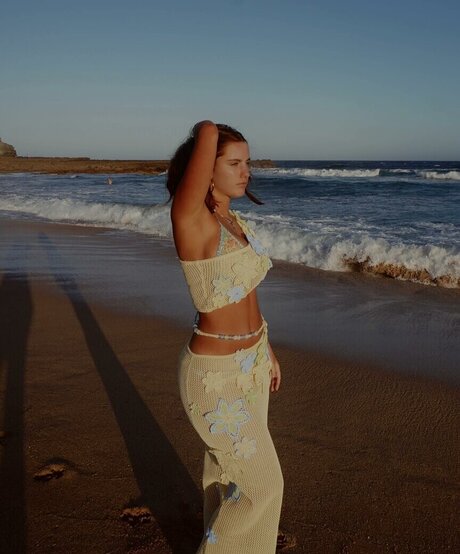 Lauramjj_ hot star photos