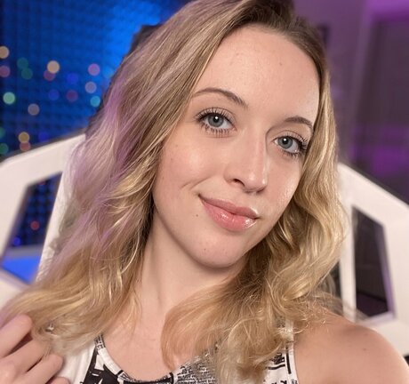 Pjonk pornstar nude photos