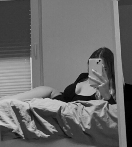 blonde cum onlyfans beautiful porn pic