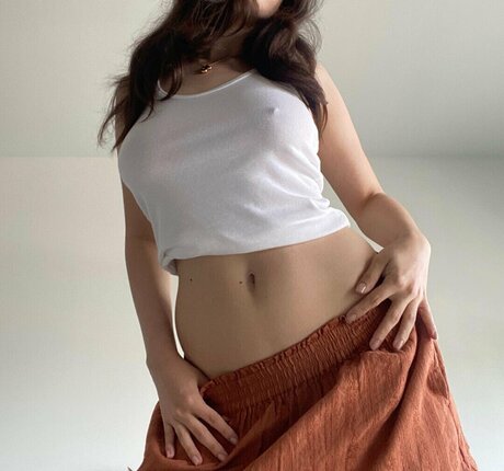 theleotina star nude photos