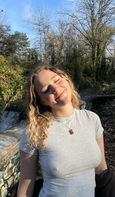 paulinajaded erotic actress photo